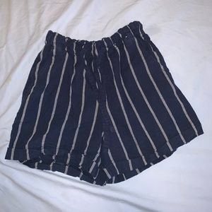 Uniqlo Cotton Linen Relaxed Shorts